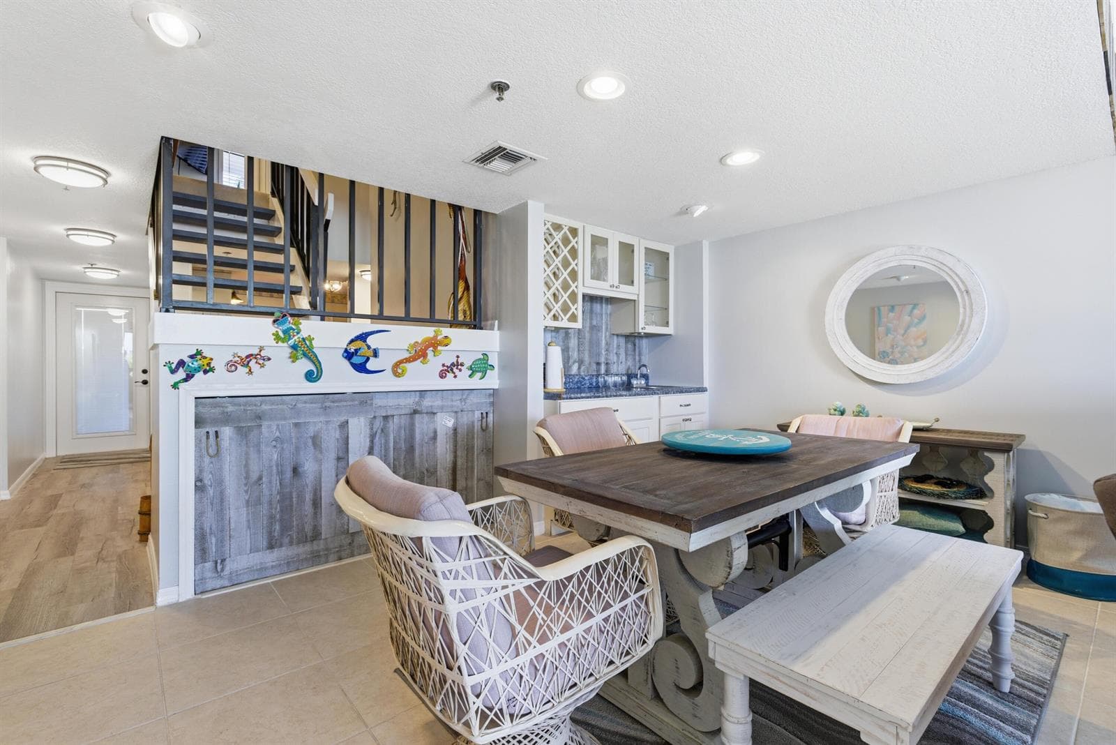 355 S Ocean Drive 106 photo 17