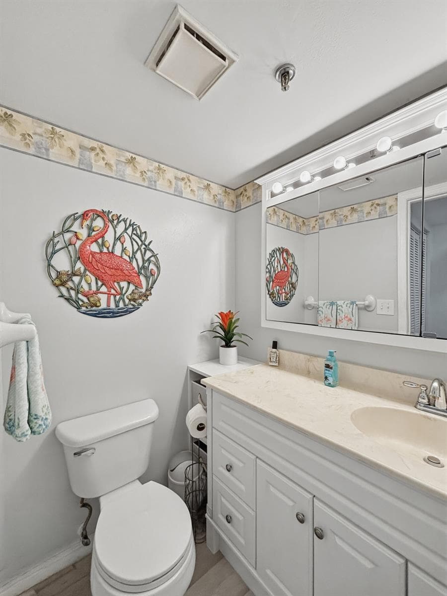 355 S Ocean Drive 106 photo 14