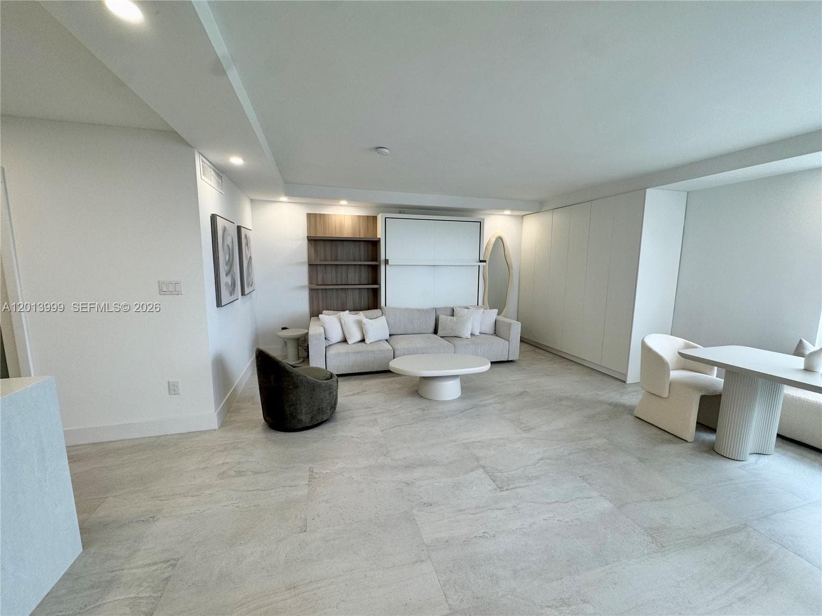 2899 Collins Ave 1414 photo 8