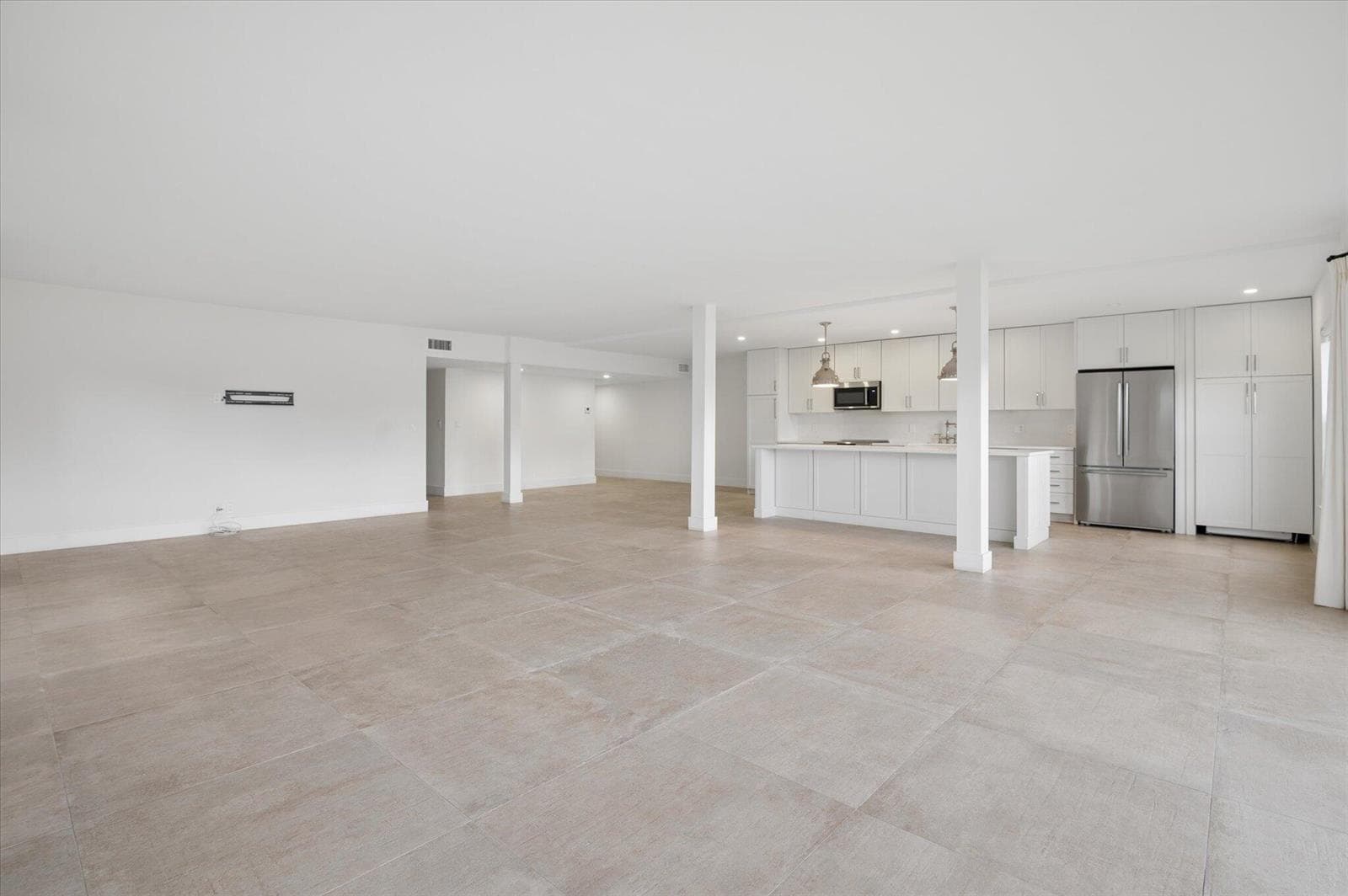 5100 Bayview Drive 106 photo 10
