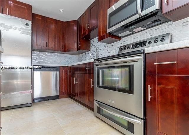 13499 Biscayne Blvd 912 photo 2