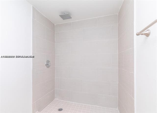 13499 Biscayne Blvd 912 photo 17