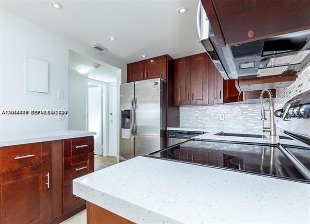 13499 Biscayne Blvd 912 photo 10