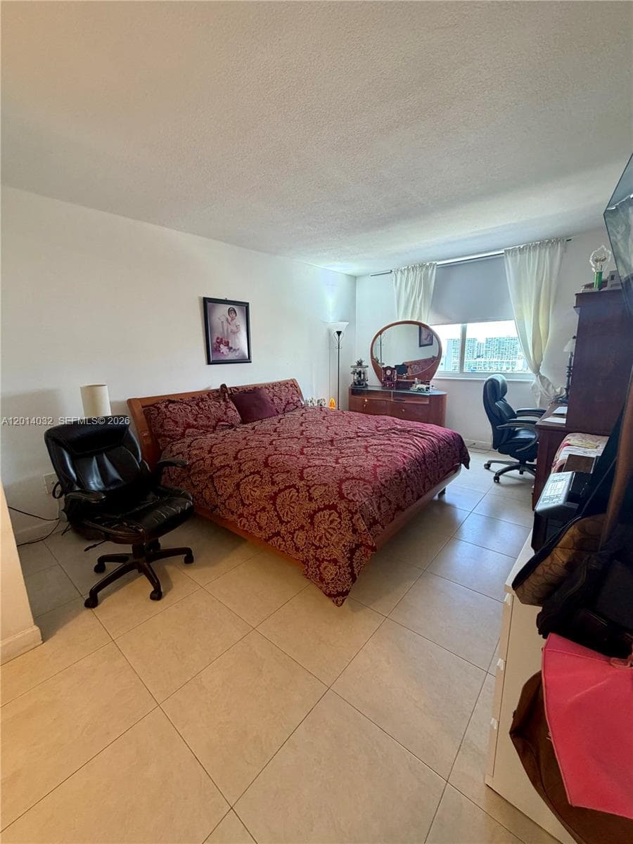 500 Bayview Dr 1631 photo 23
