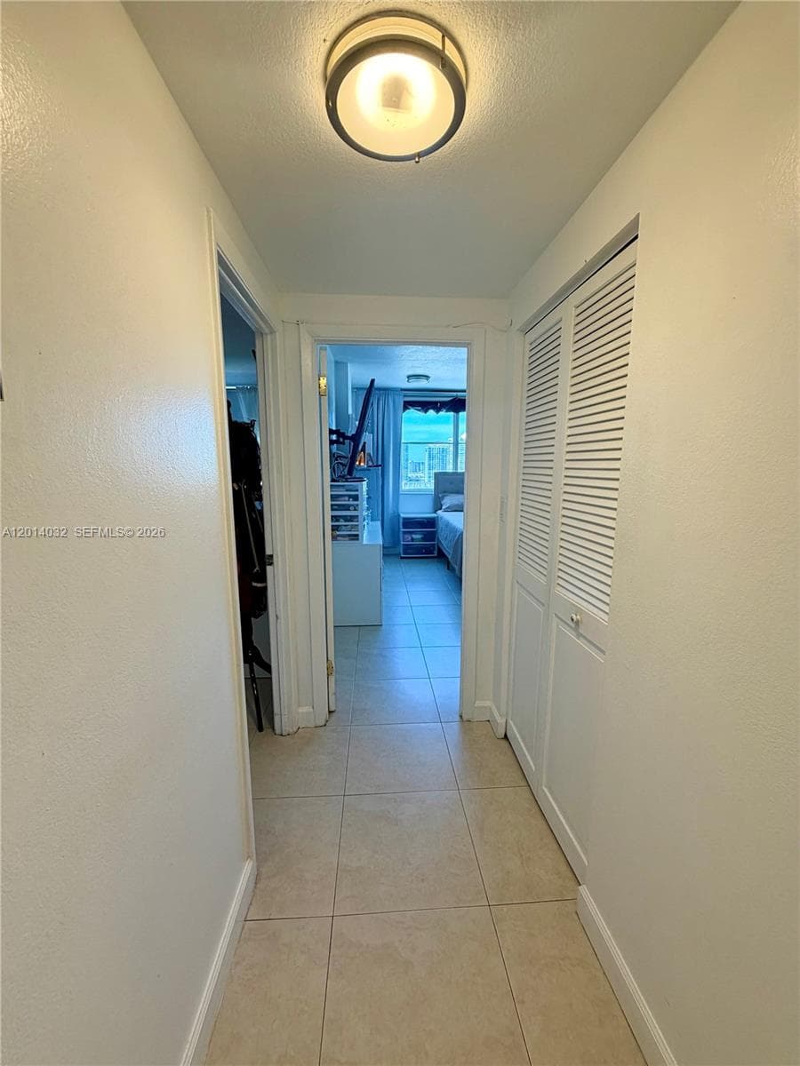 500 Bayview Dr 1631 photo 17