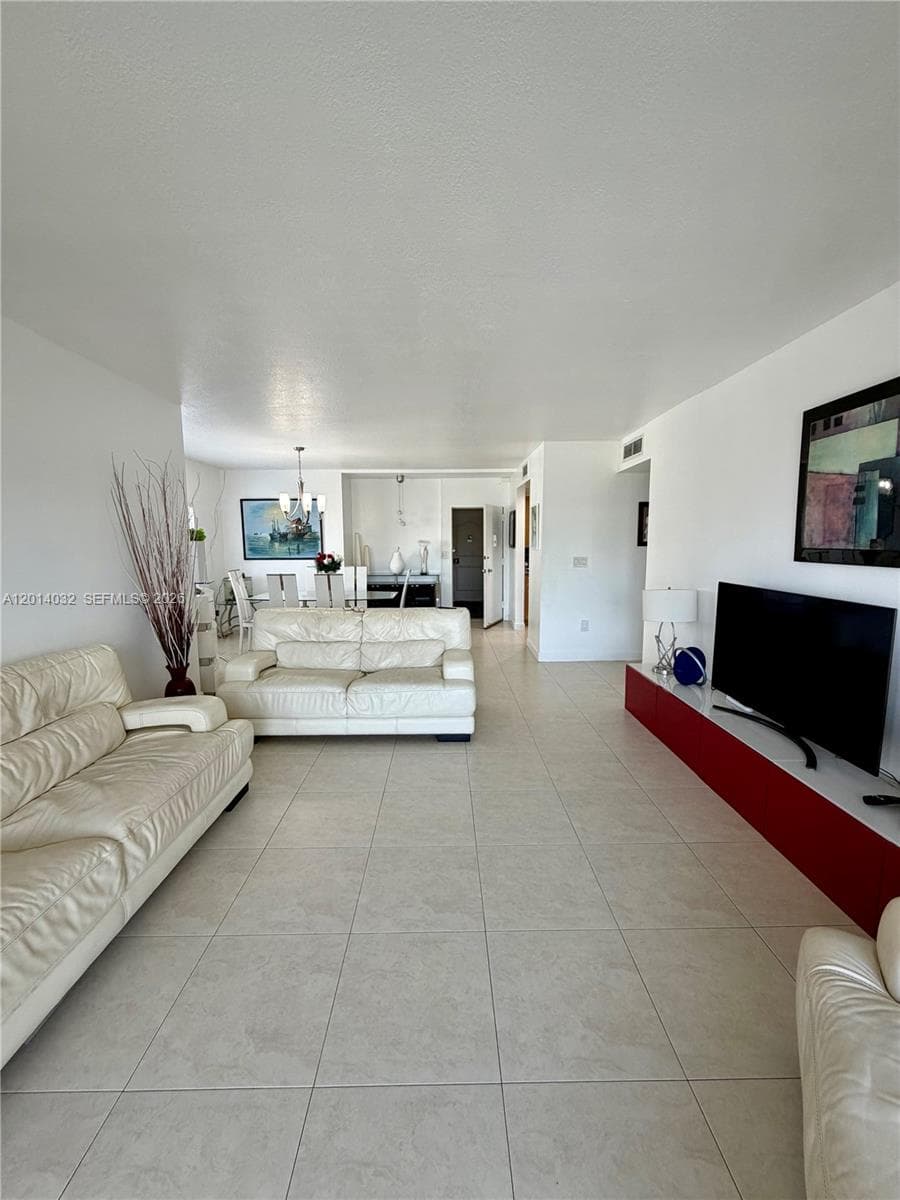 500 Bayview Dr 1631 photo 14