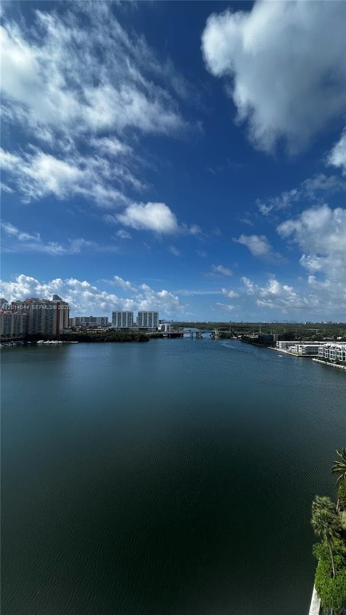 290 174 ST 1519 photo 1