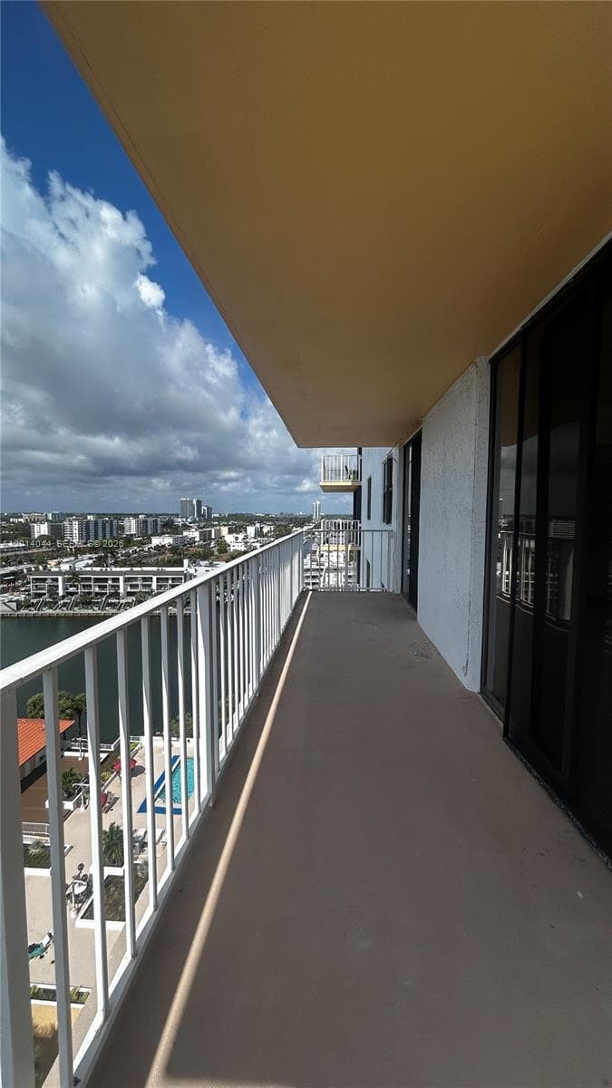 290 174 ST 1519 photo 4