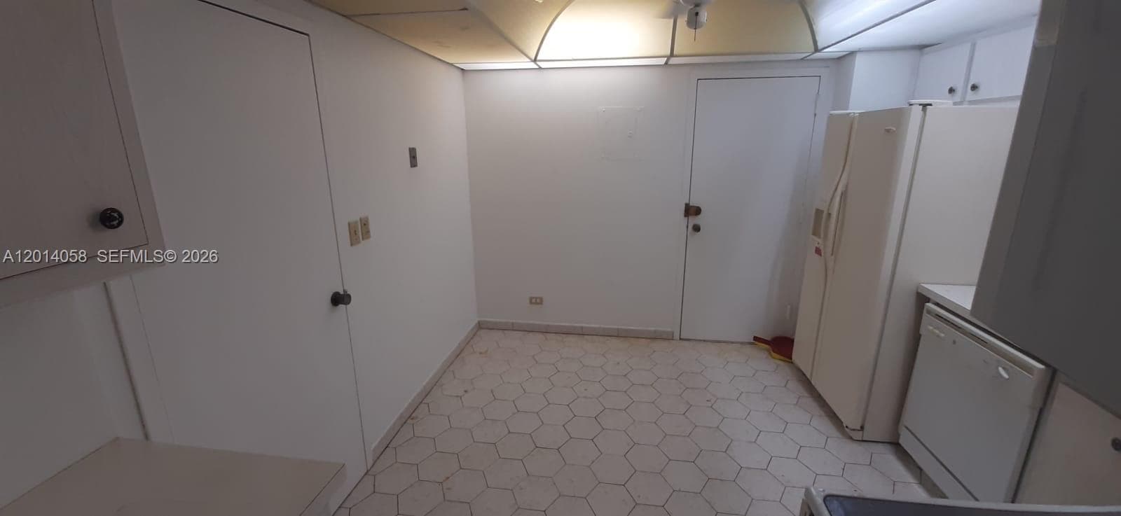 251 174th St 1711 photo 13