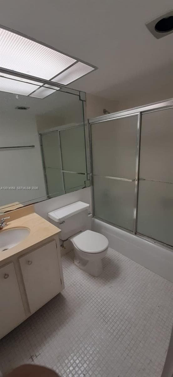 251 174th St 1711 photo 24