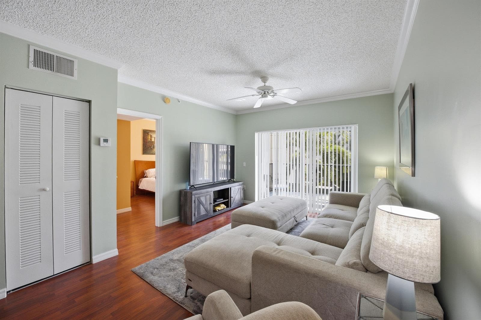 3221 Tuscany Way 3221 photo 2
