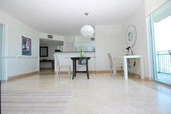 90 Alton Rd 2901 photo 2