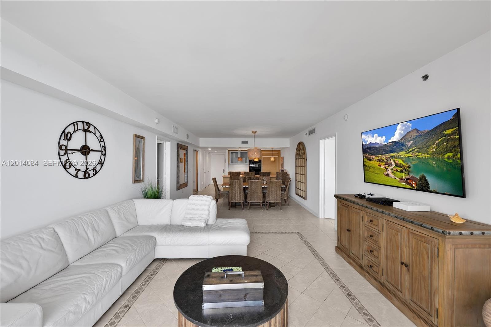 1830 Ocean Dr 1703 photo 2