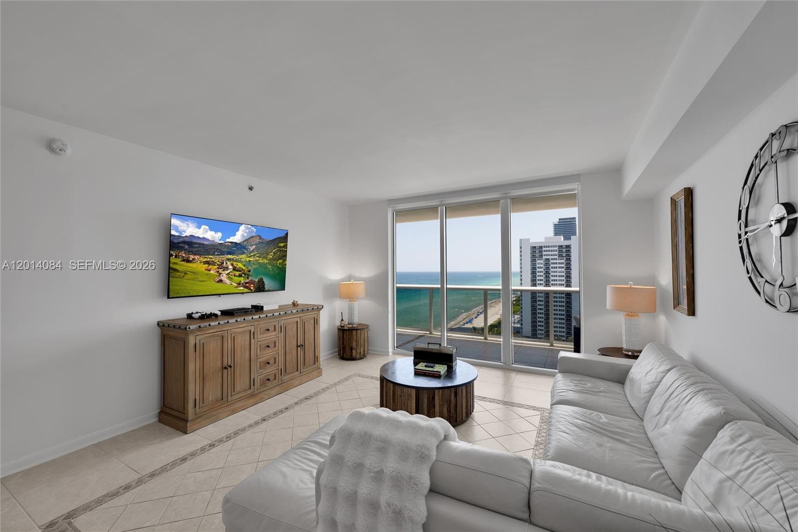 1830 Ocean Dr 1703 photo 5