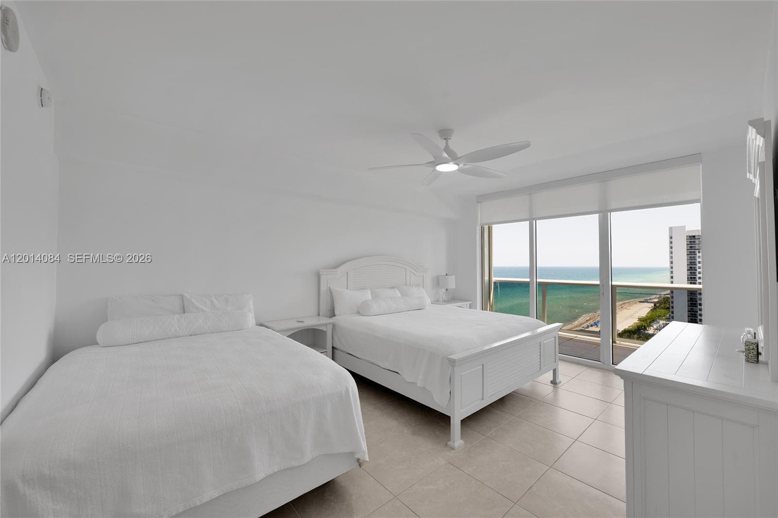 1830 Ocean Dr 1703 photo 20