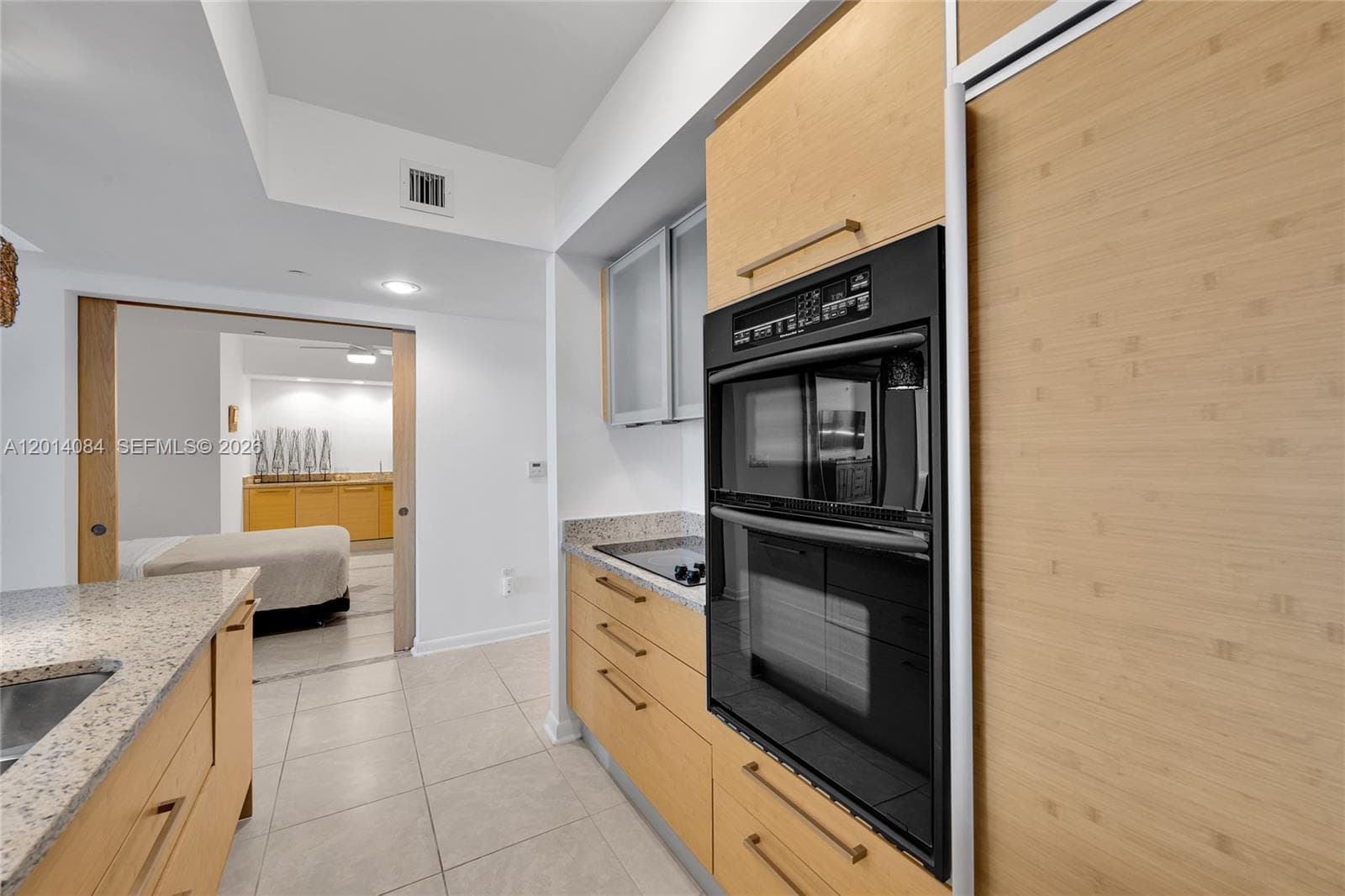 1830 Ocean Dr 1703 photo 14