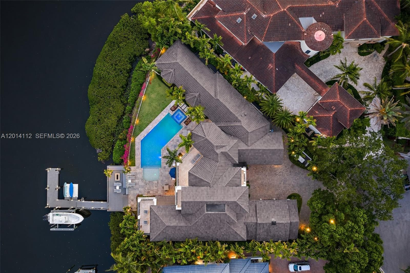 103 Quayside Dr photo 9