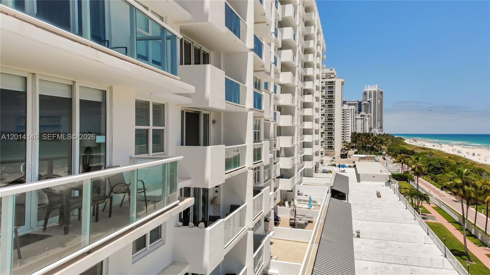 5601 Collins Ave 711 photo 23