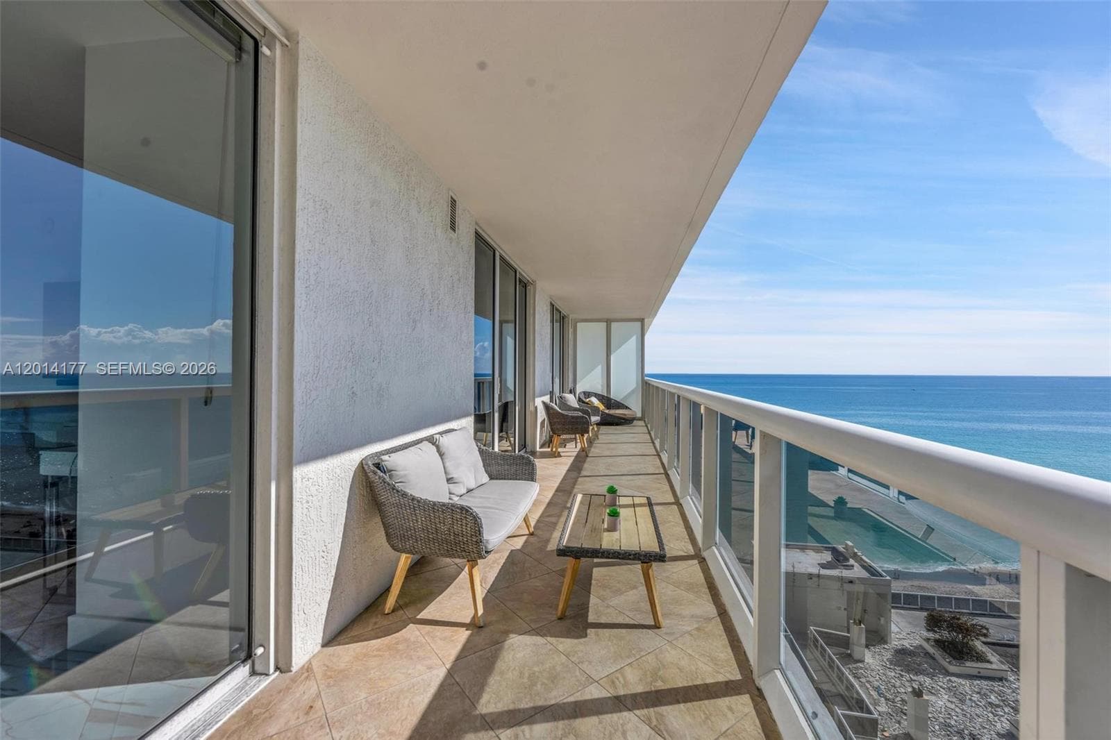 1830 Ocean Dr 1403 photo 23