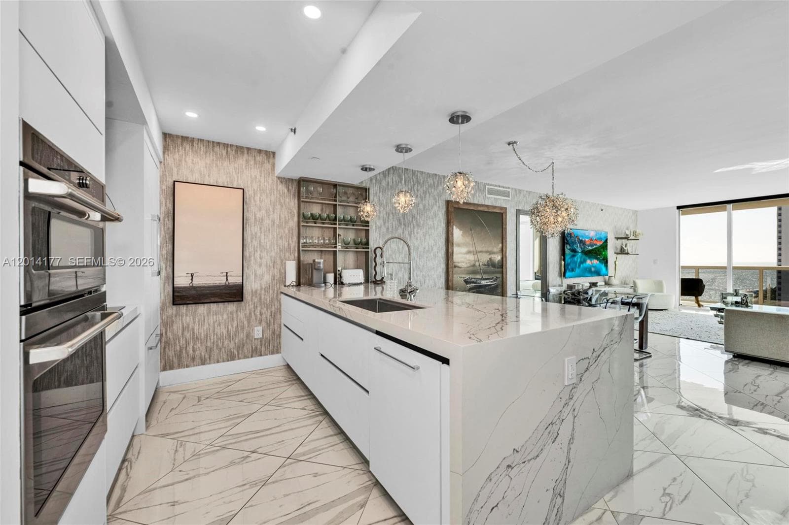 1830 Ocean Dr 1403 photo 6