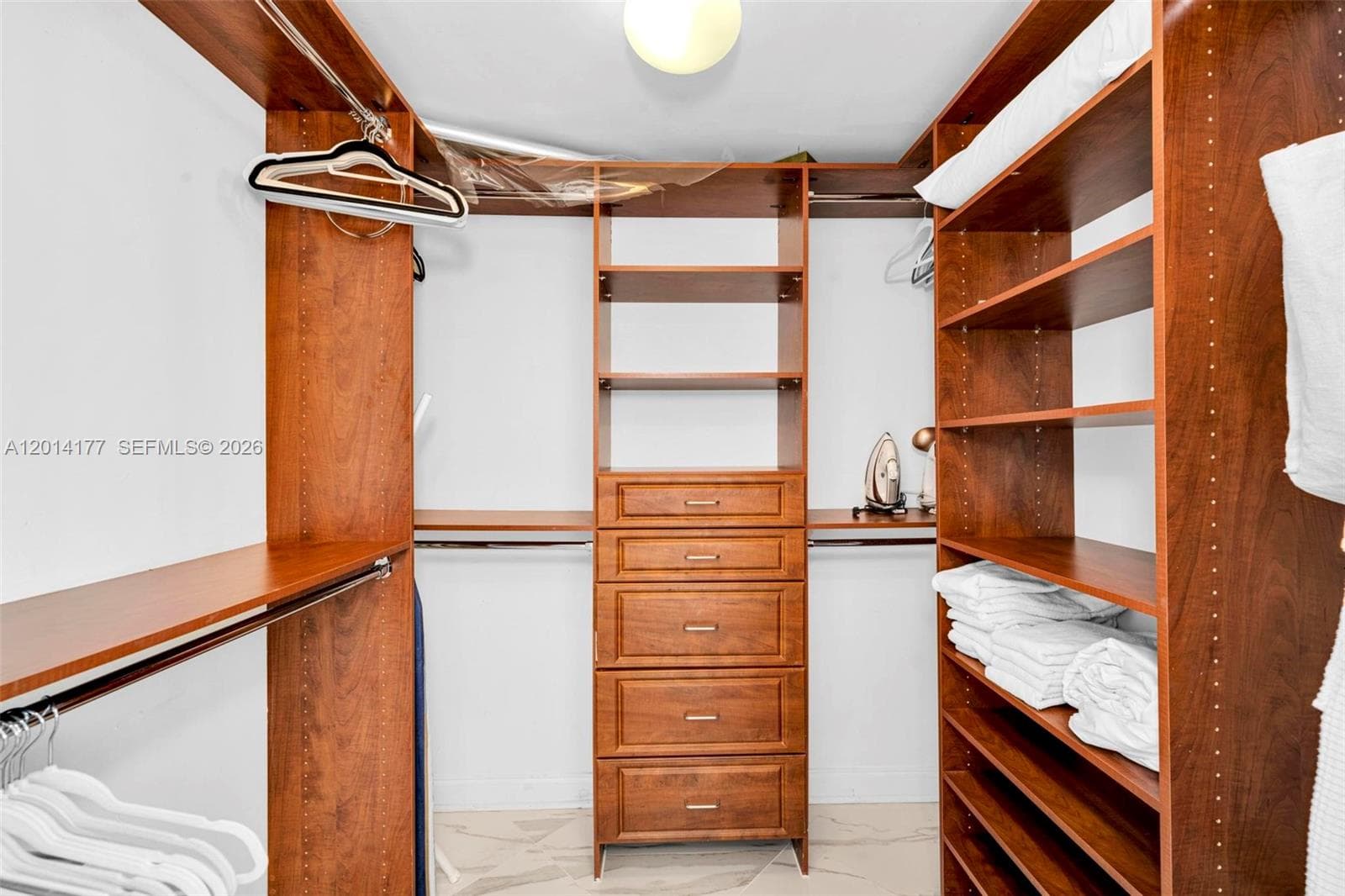 1830 Ocean Dr 1403 photo 13