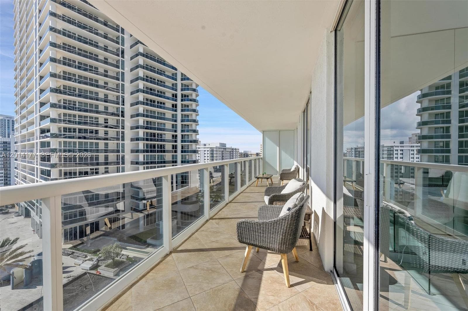 1830 Ocean Dr 1403 photo 24