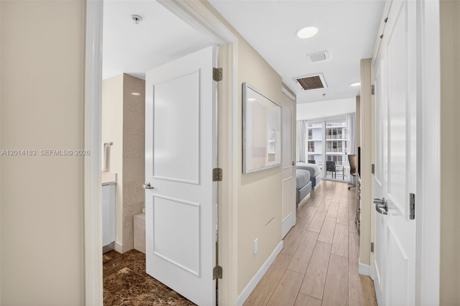 505 Fort Lauderdale Beach Blvd 2412 photo 4