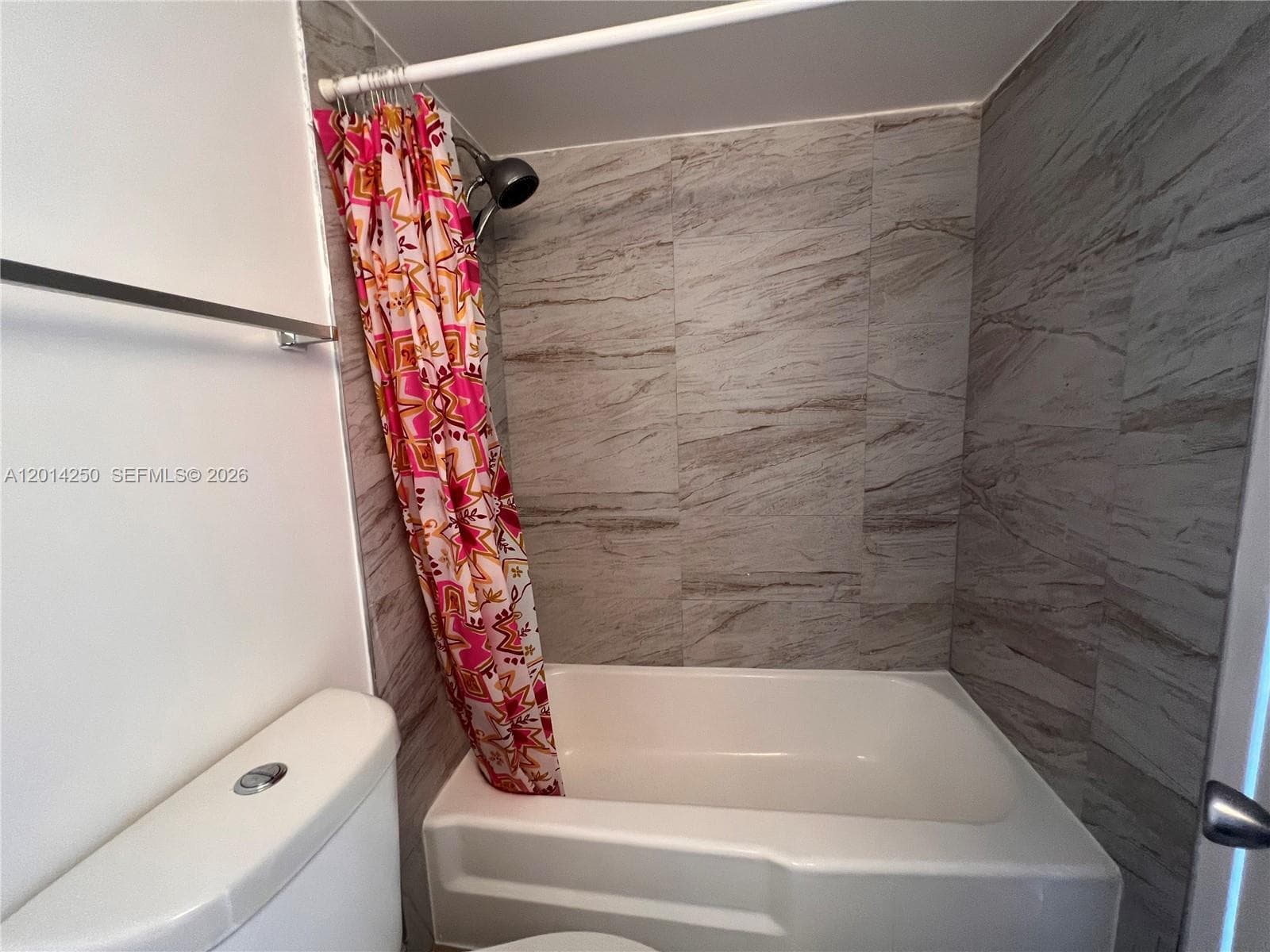 2020 135th St 309 photo 12