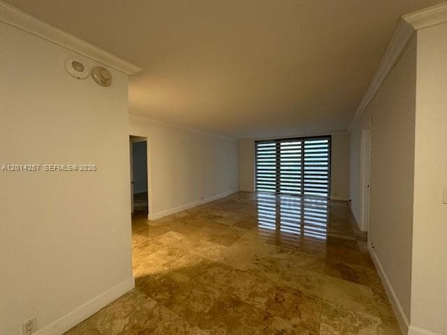1121 CRANDON BL E1104 photo 9