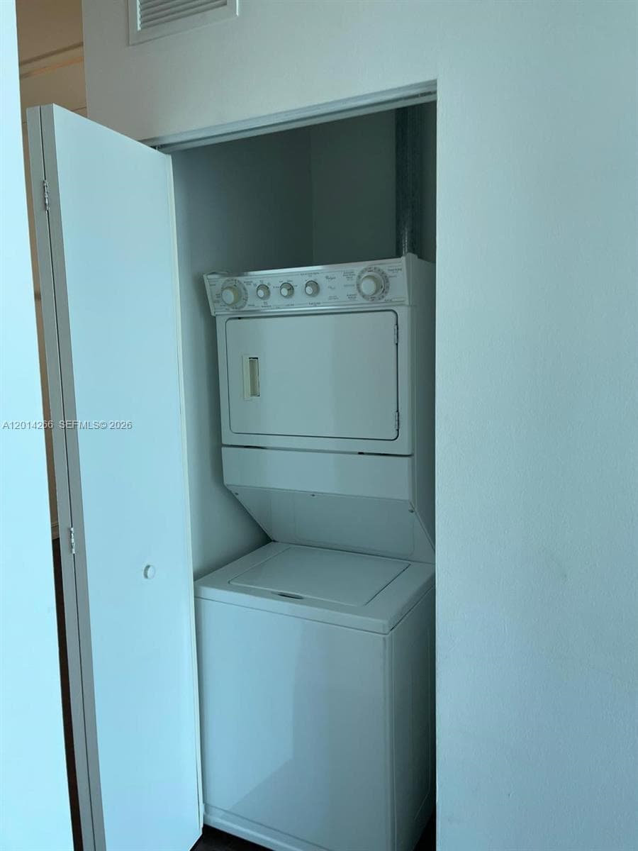 3029 188th St 602 photo 6
