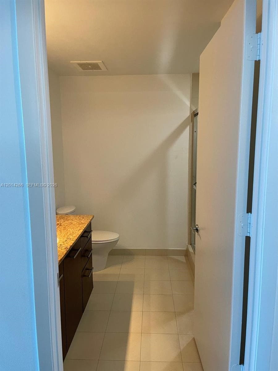 3029 188th St 602 photo 9