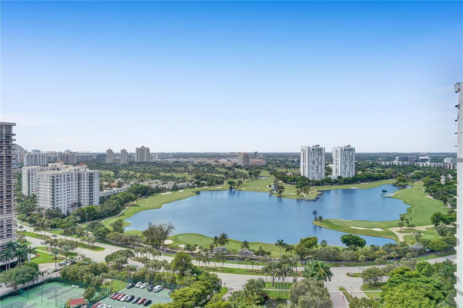 20201 Country Club Dr 1408 photo 14