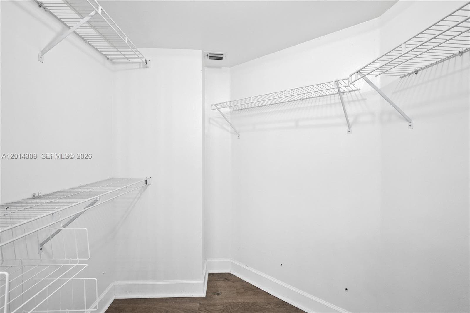 3400 192nd St 1707 photo 21