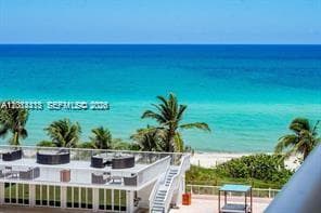 5401 Collins Ave 932 photo 16