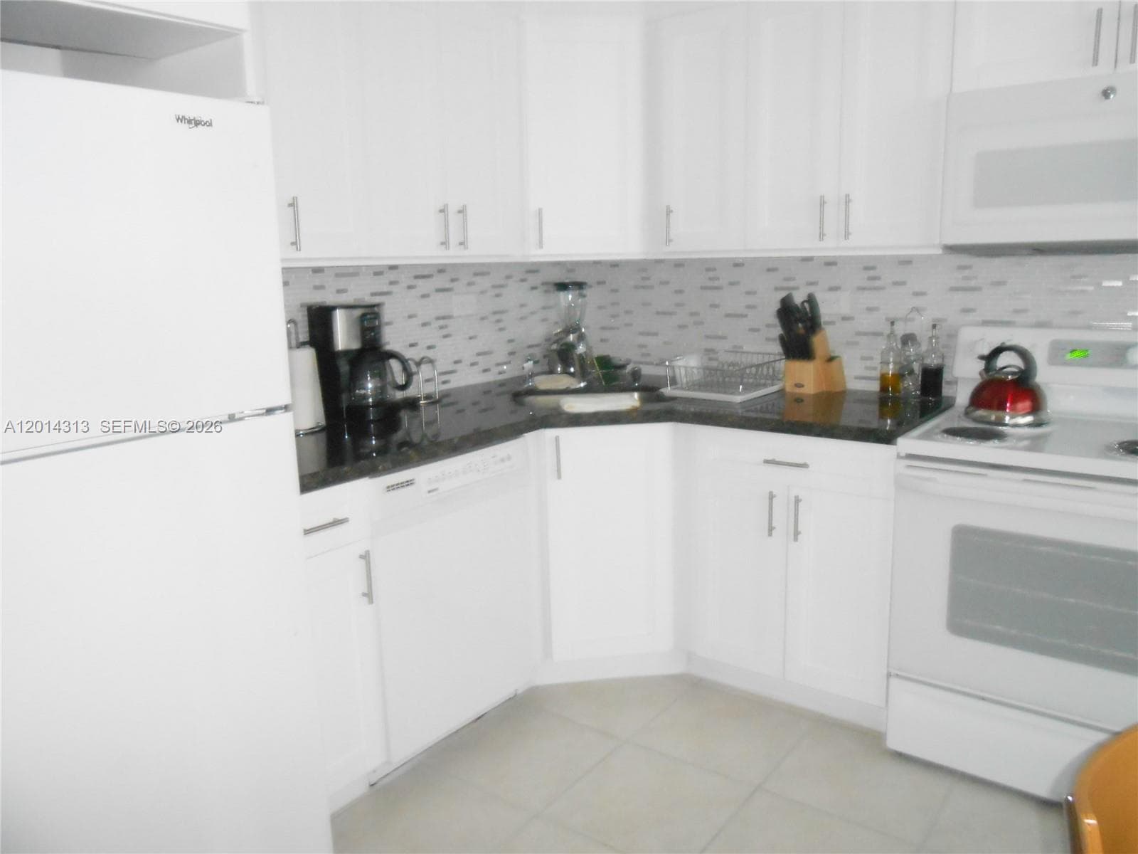 5401 Collins Ave 932 photo 9