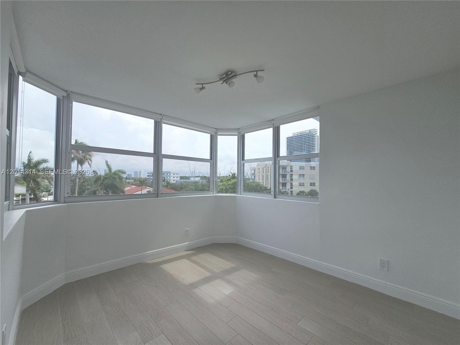 16546 26th Ave 5H photo 7