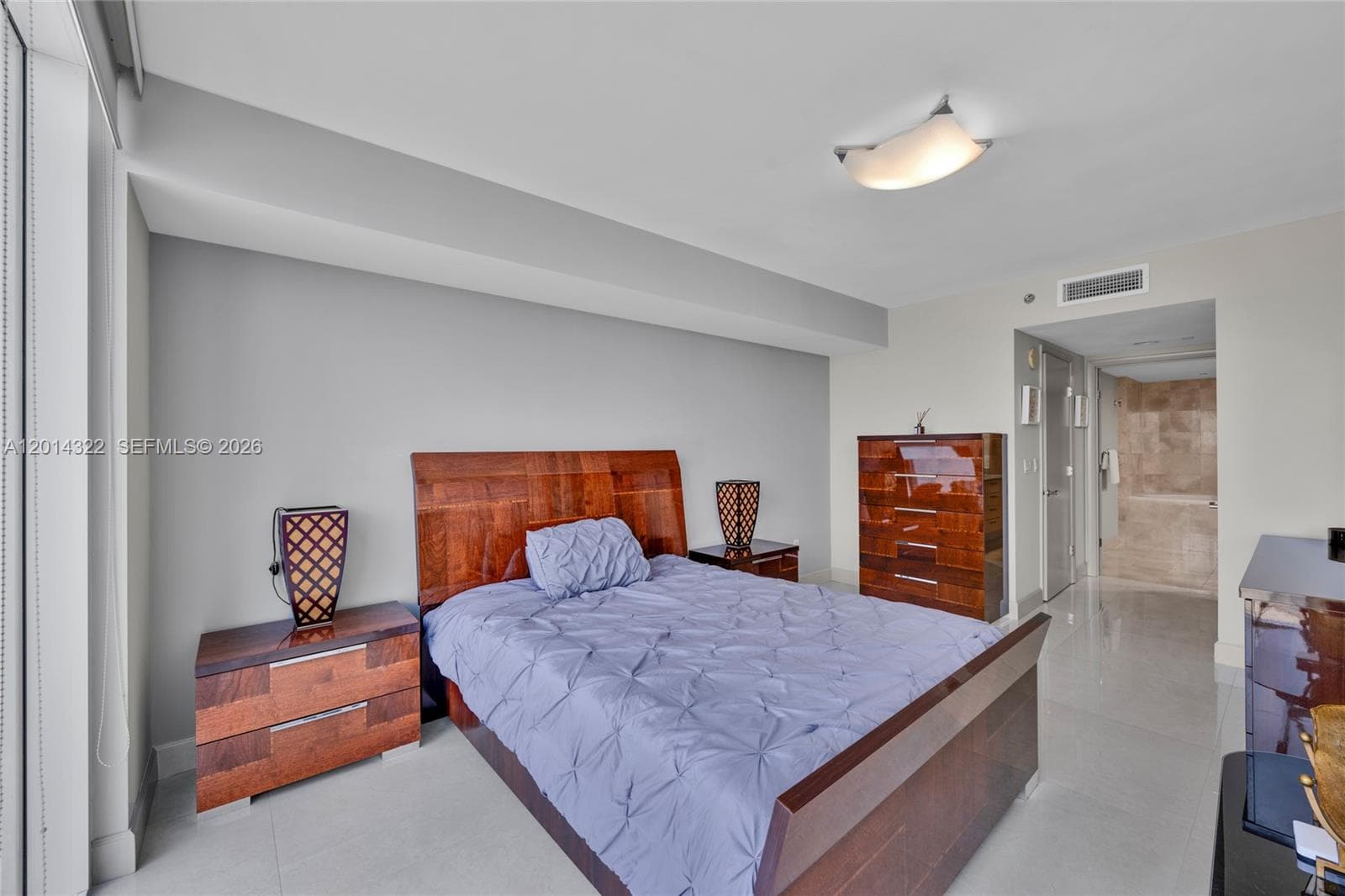 1800 Ocean Dr 2007 photo 16