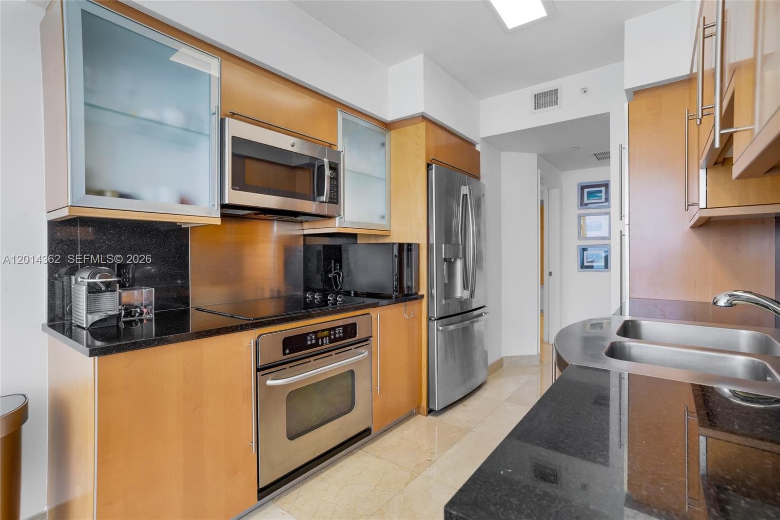 6365 Collins Ave 3202 photo 17