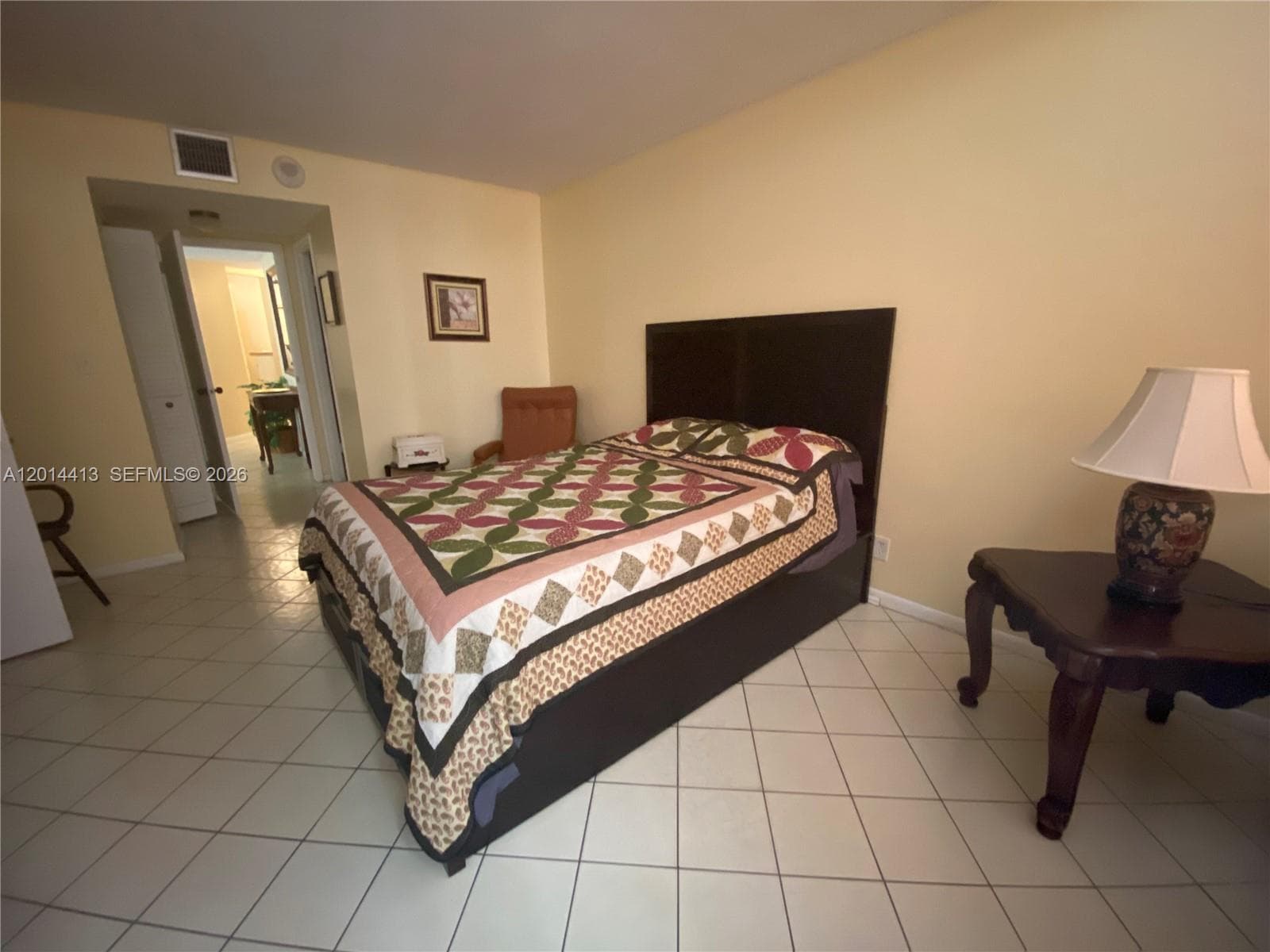 1817 Ocean Dr 225 photo 2