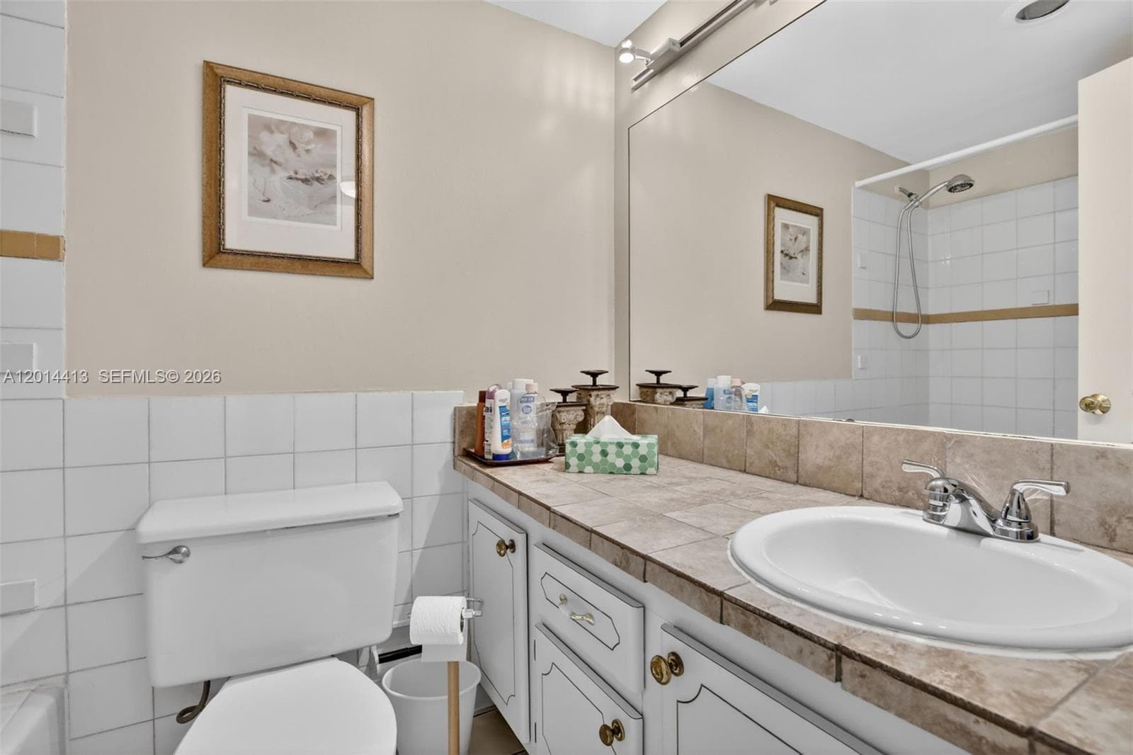 1817 S Ocean Dr 225 photo 6