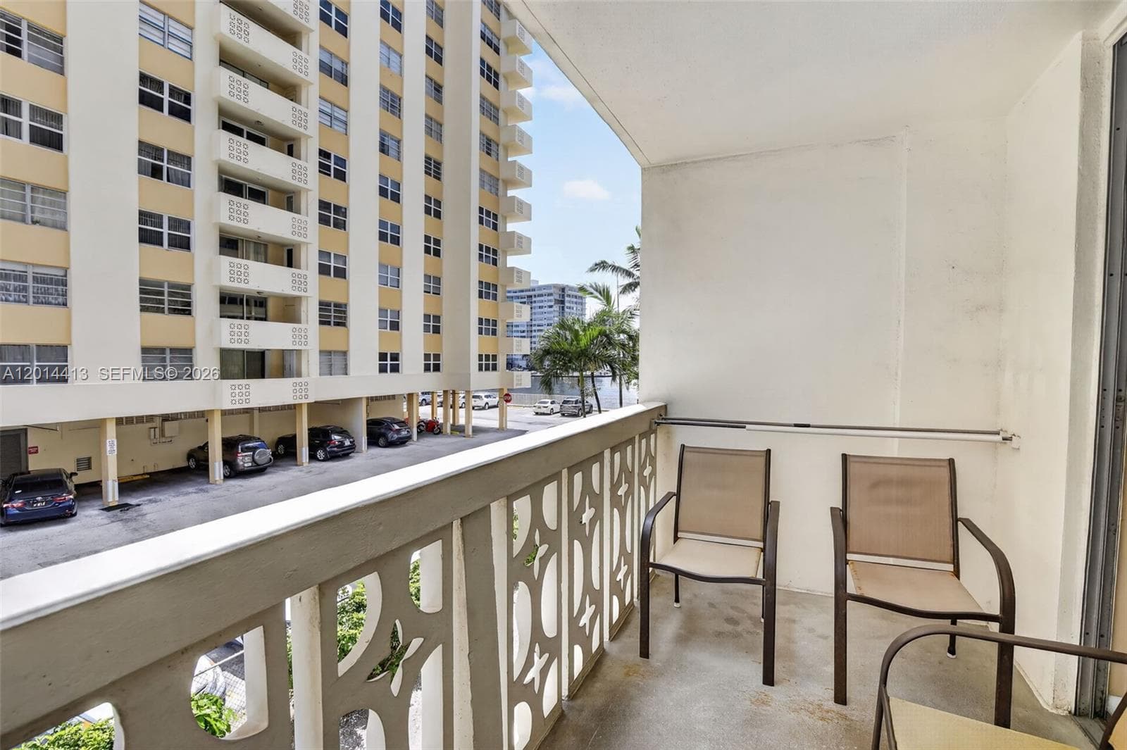 1817 S Ocean Dr 225 photo 16