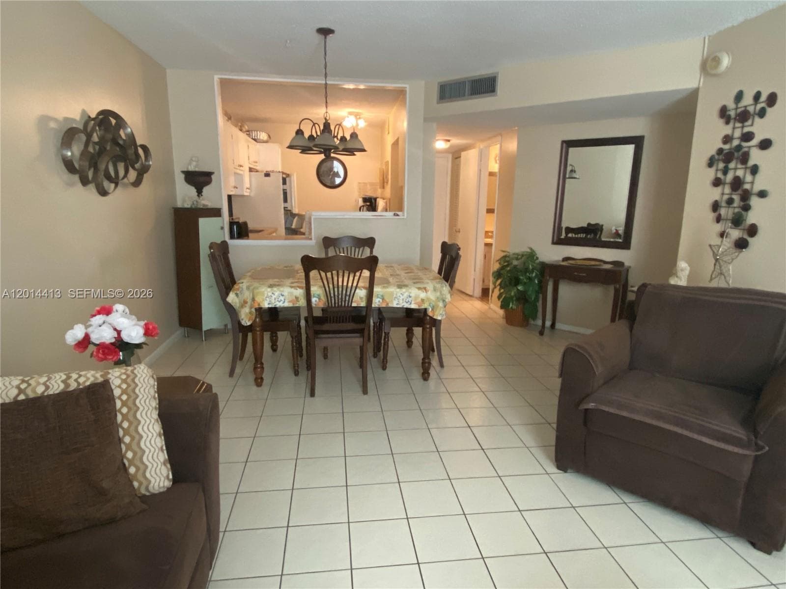 1817 Ocean Dr 225 photo 1