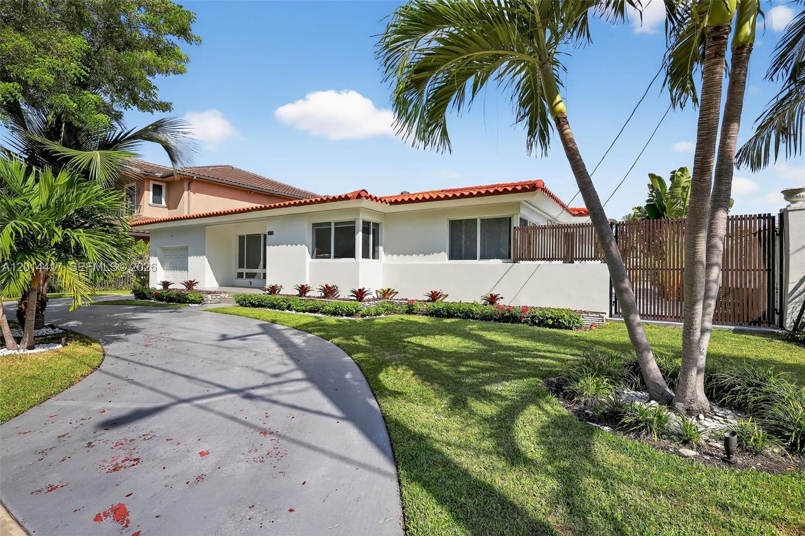 2095 Keystone Blvd 2095 photo 9