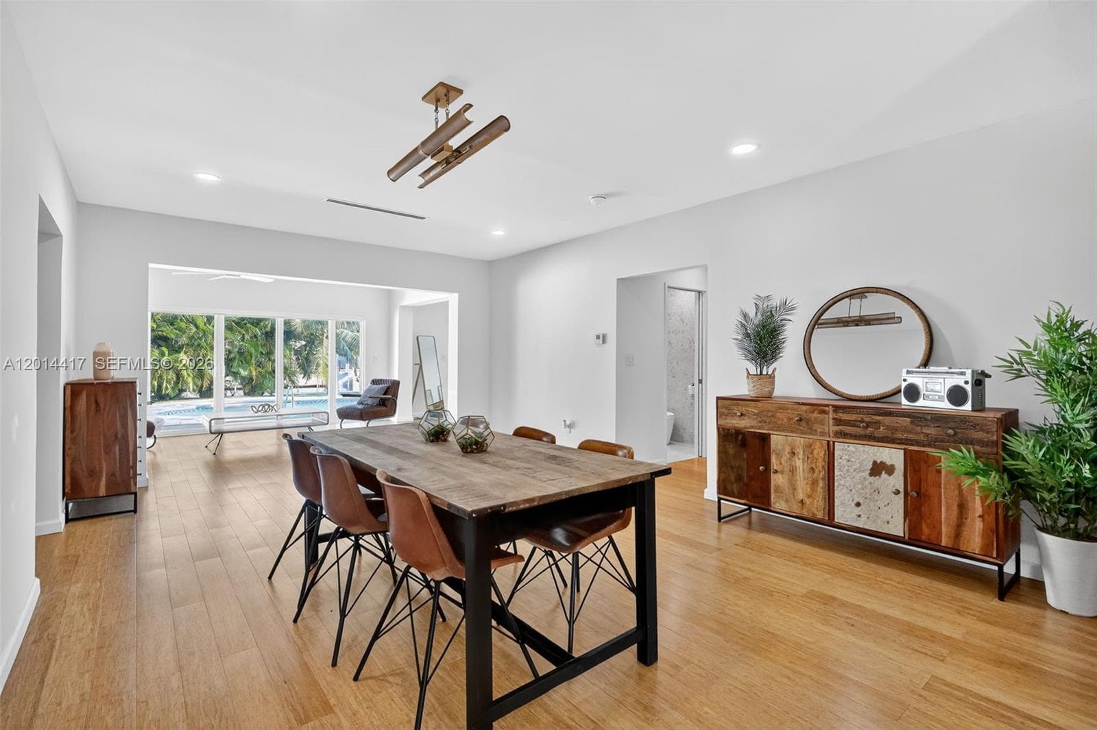 2095 Keystone Blvd 2095 photo 4