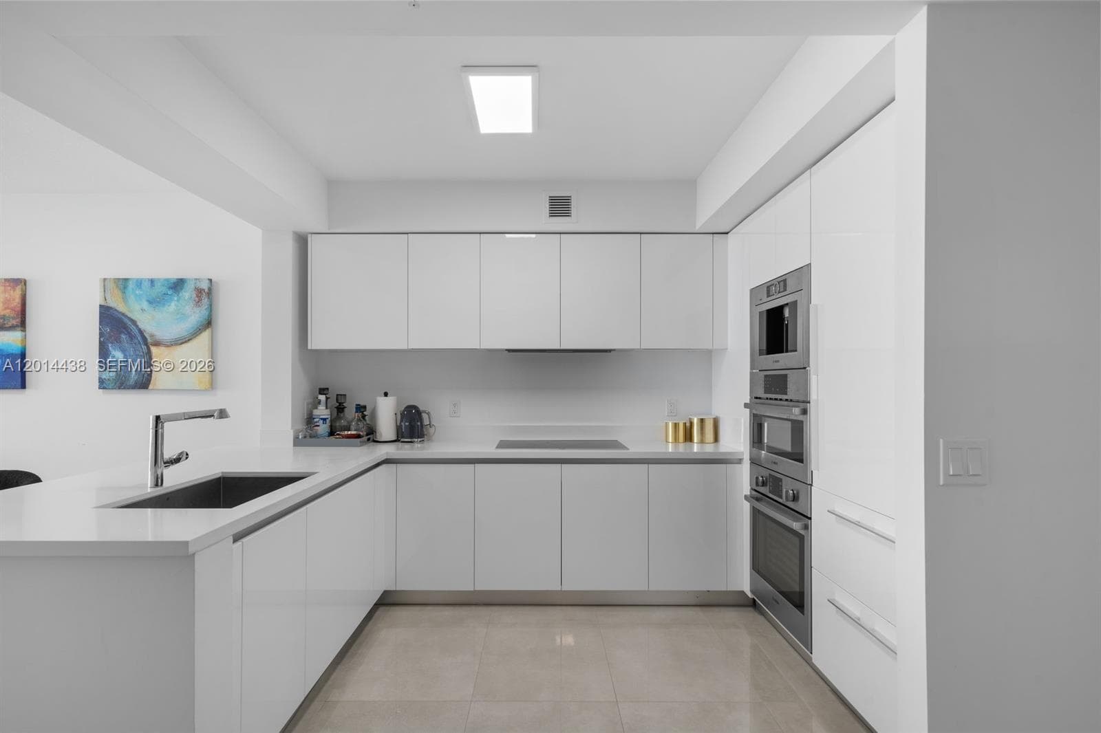 300 Sunny Isles Blvd 4-1603 photo 2