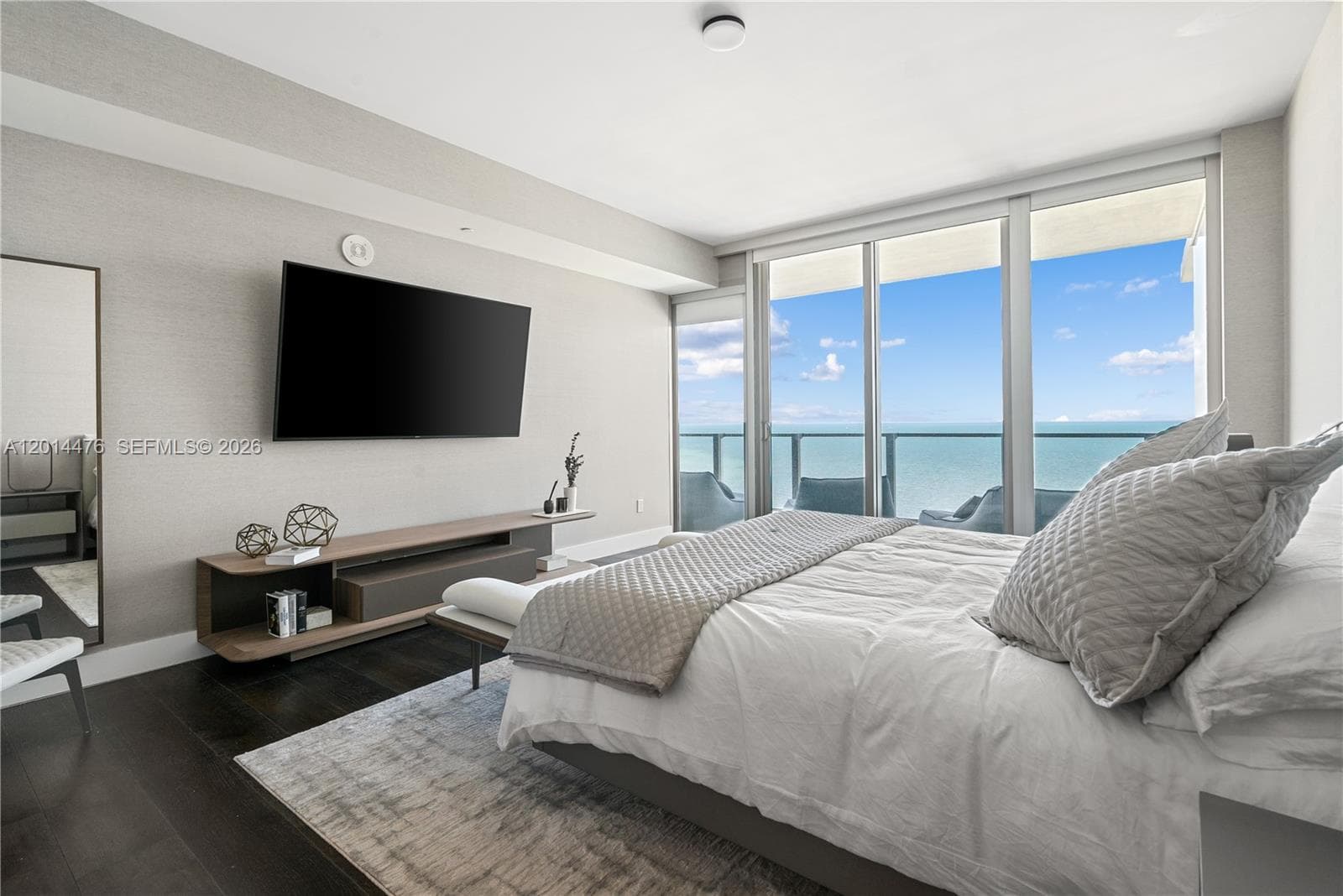 360 Ocean Dr 1106S photo 23
