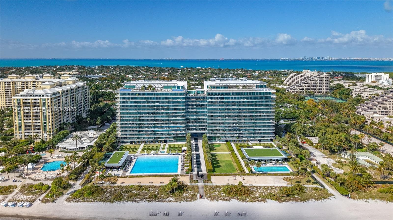 360 Ocean Dr 1106S photo 1