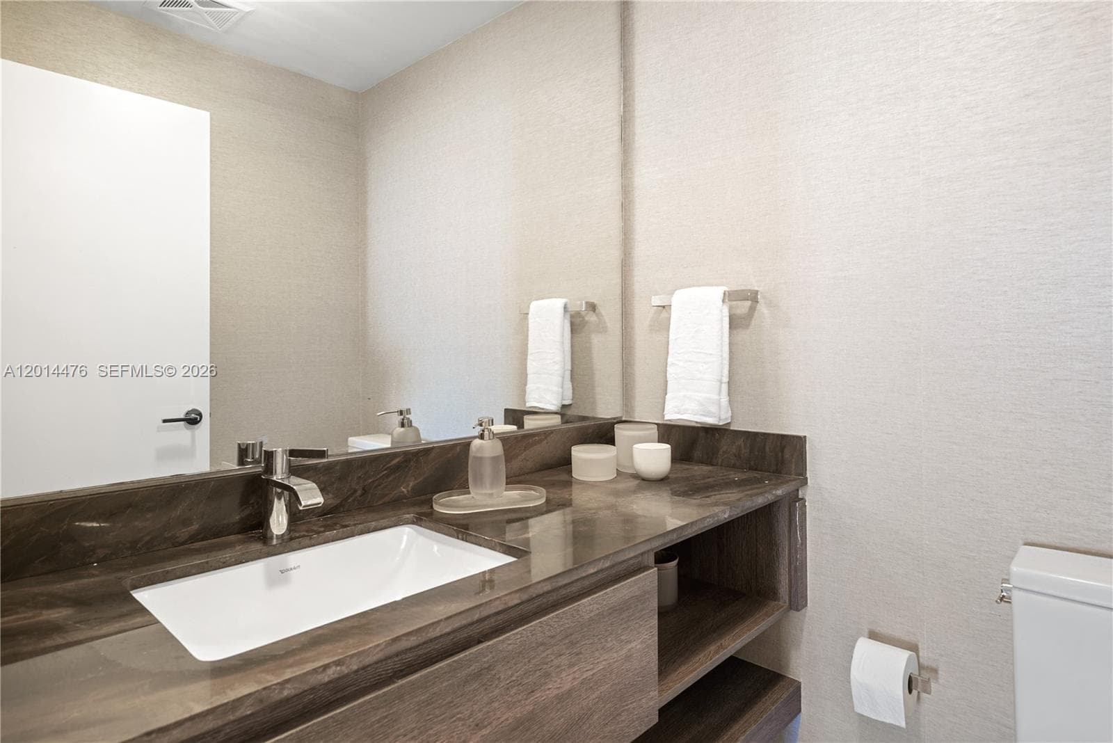 360 Ocean Dr 1106S photo 4