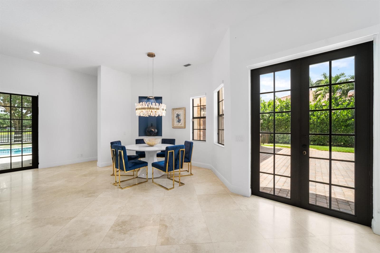 10350 Majestic Court photo 22