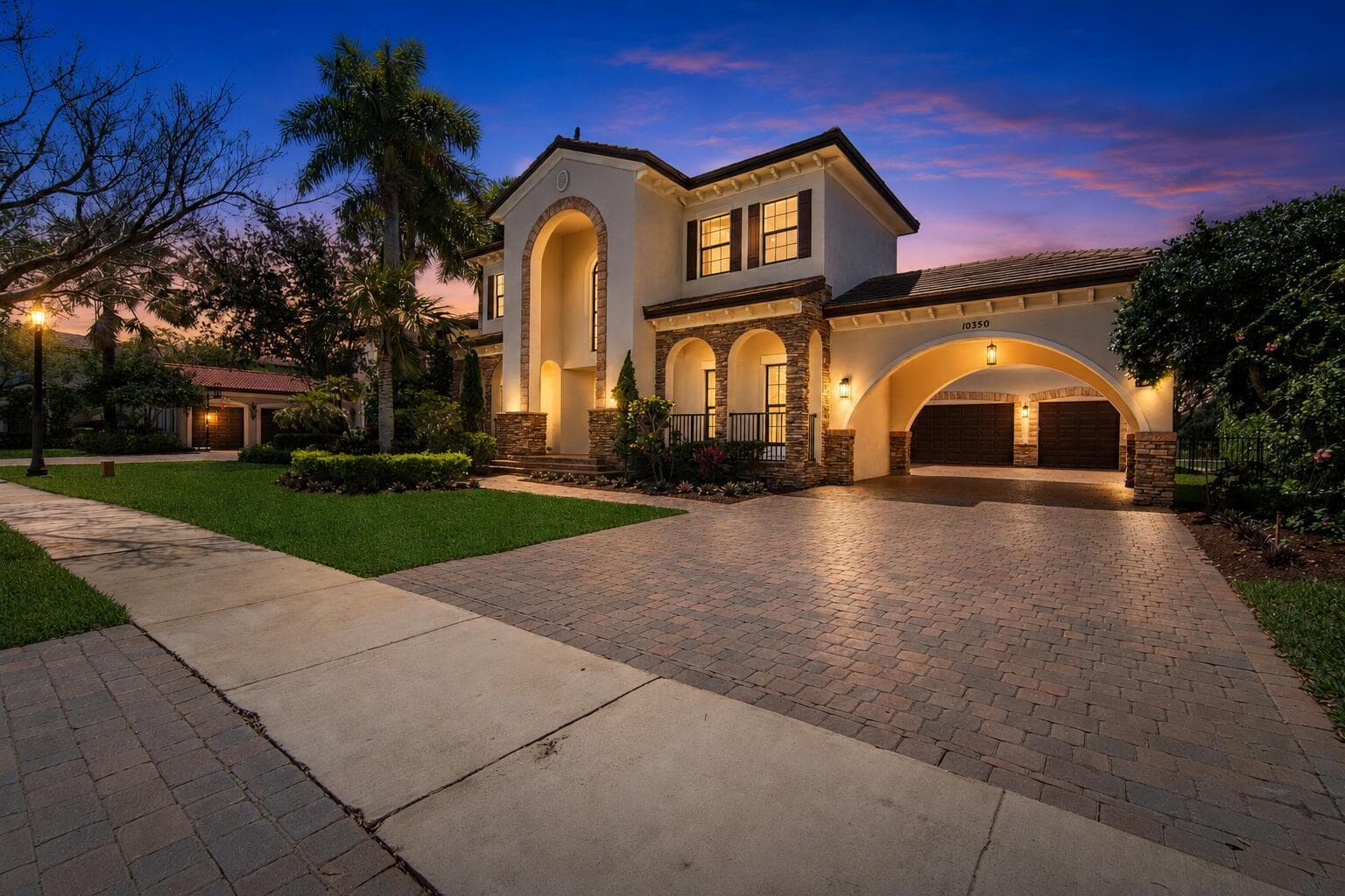 10350 Majestic Court photo 1